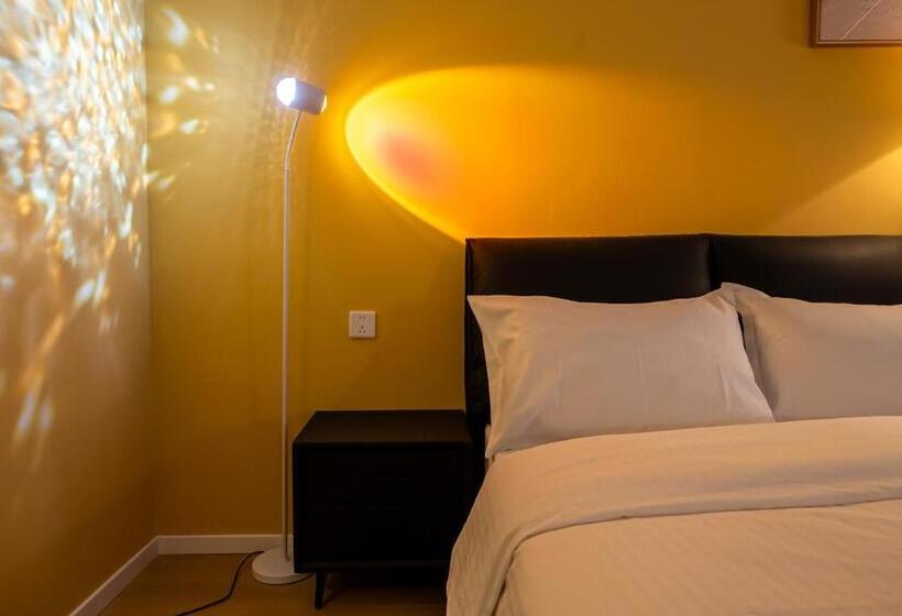 Cloud Expo Apartment