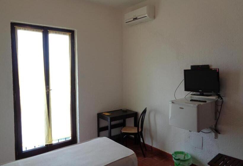 تختخواب و صبحانه Bb Lampedusa Cavaliere