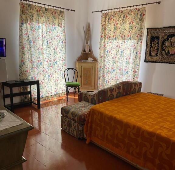 تختخواب و صبحانه Bb Lampedusa Cavaliere