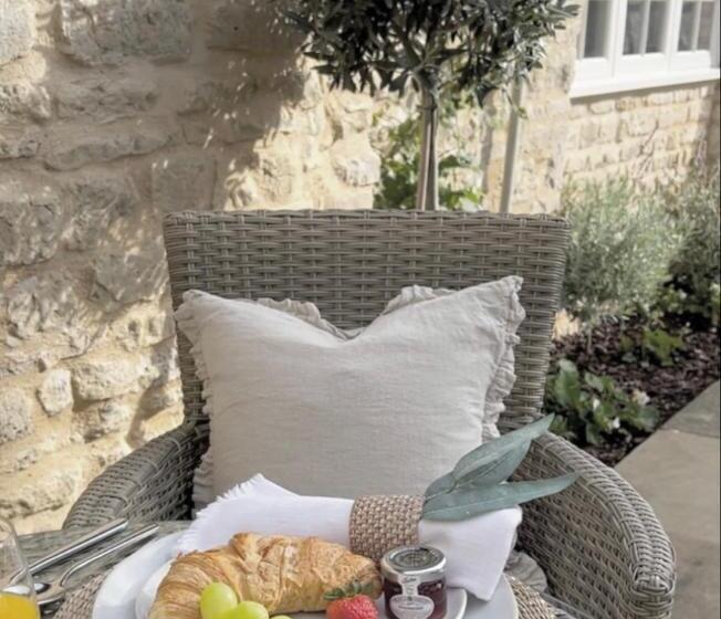 مبيت وإفطار Greystone Guesthouse