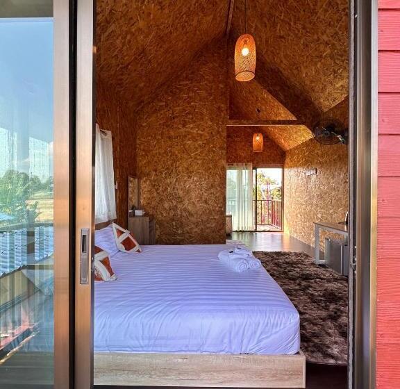 تختخواب و صبحانه Luxe Nan Terrace View King Room