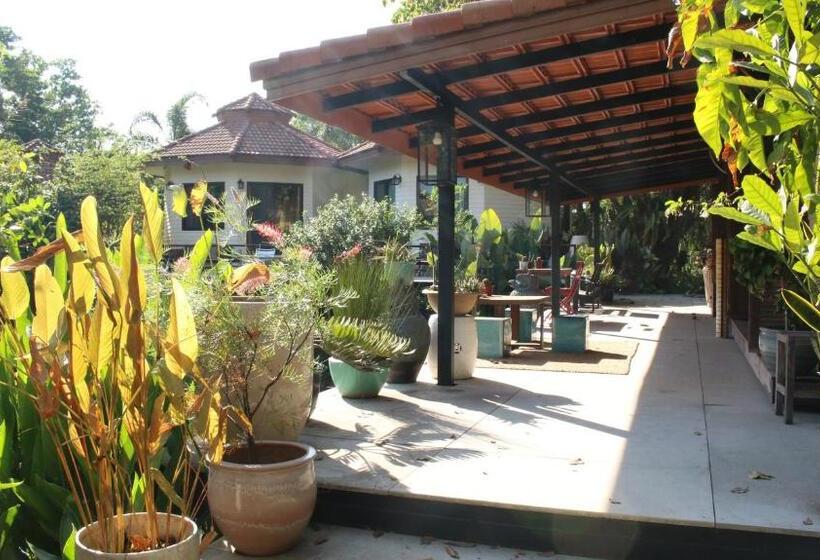 住宿加早餐  Navari Homestay