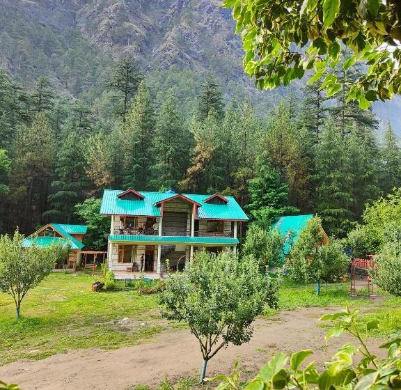 호텔 Avalanche Cottages