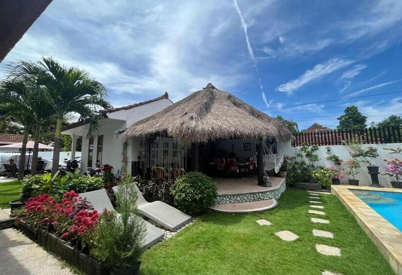 هتل Belvilla Pleasant Seaside Lovina Beach
