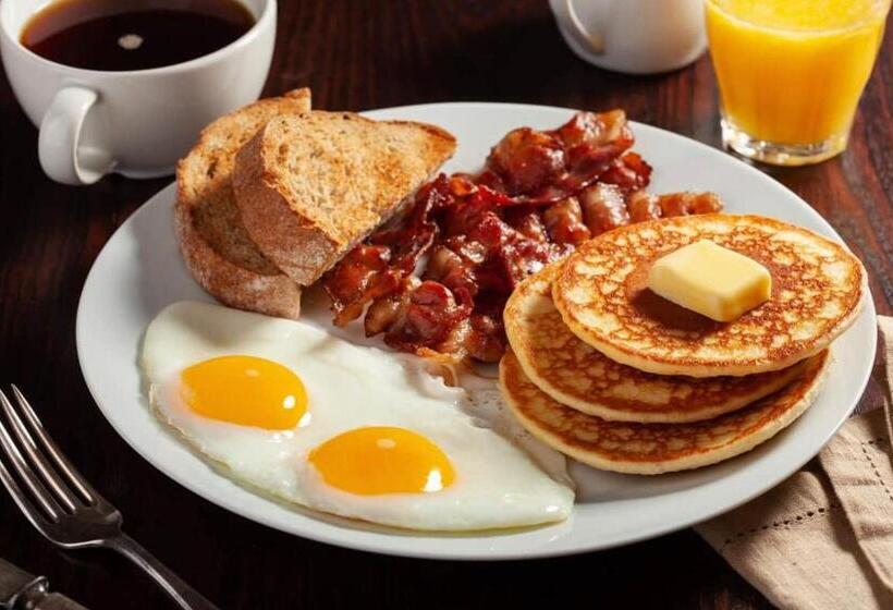 هتل Bougainville Salinas Beach