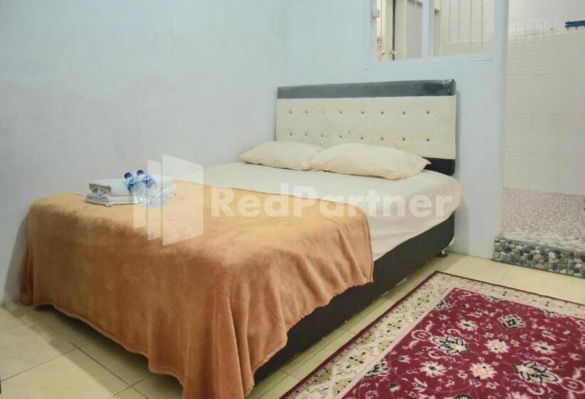 ホテル Fanta Home At Pronojiwo Lumajang Redpartner