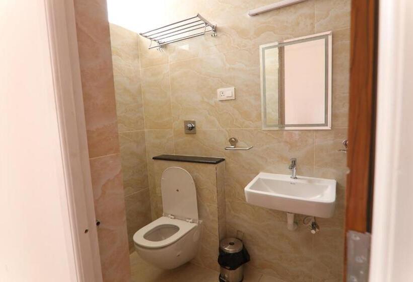 호텔 J Park Auroville Beach