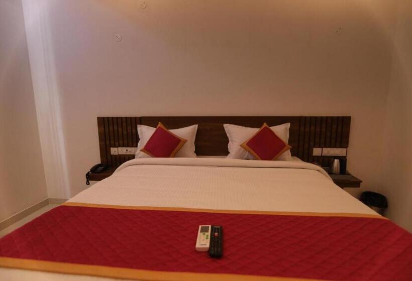 호텔 J Park Auroville Beach