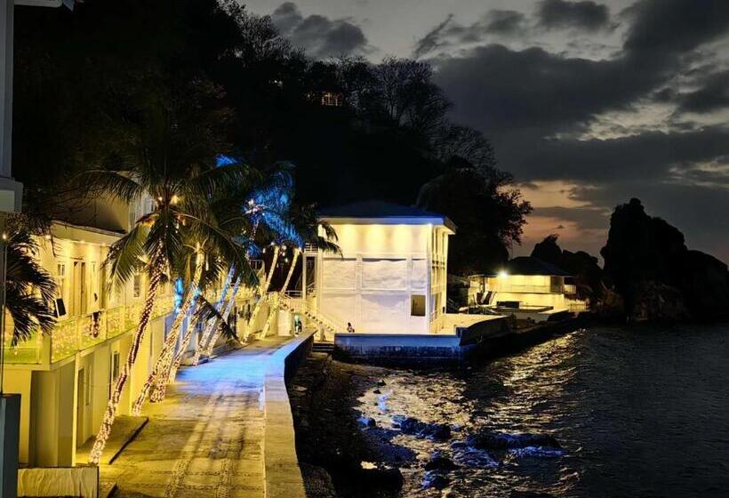 Отель Luckytito Anilao Resort
