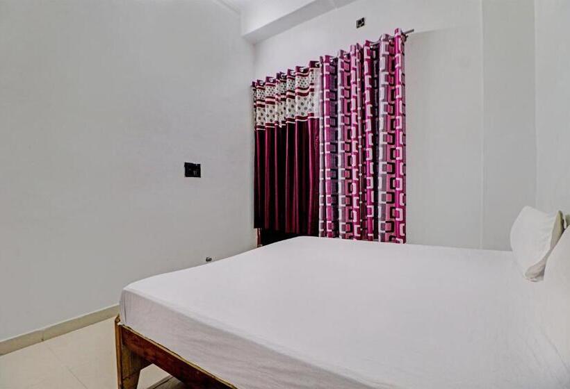 Oyo Hotel Redfly Inn