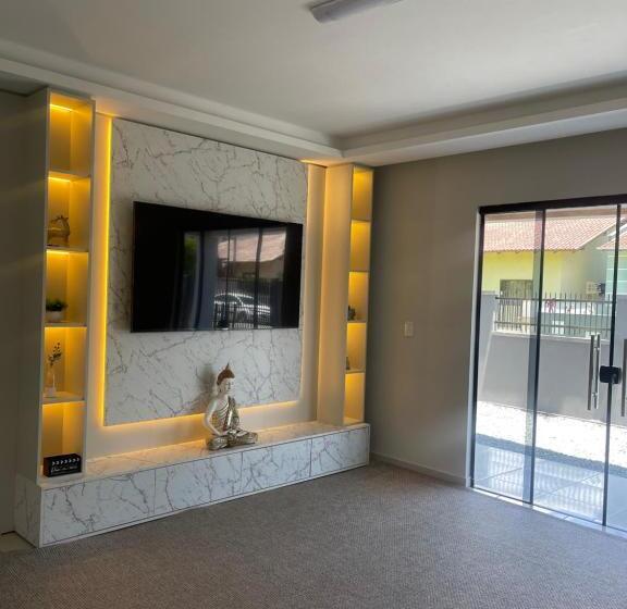 ペンション Casa Com Quarto Disponível Em Guaramirim