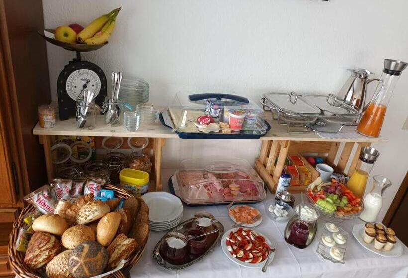 ペンション Gästehaus A21