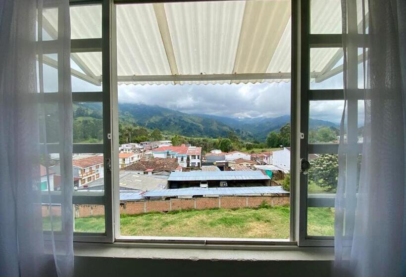 پانسیون Casa Lubel