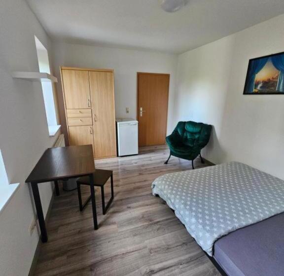 پانسیون Private Room With Private Bathroom