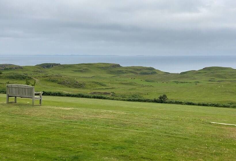 مبيت وإفطار Glengorm Castle