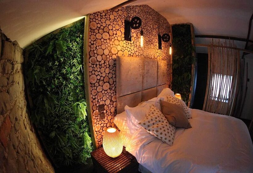 צימר The Lodge Rooms