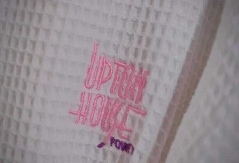 ベッドアンドブレックファースト Upton House