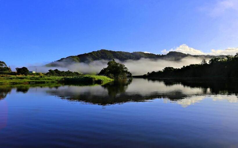 호텔 Daintree Riverview Lodges