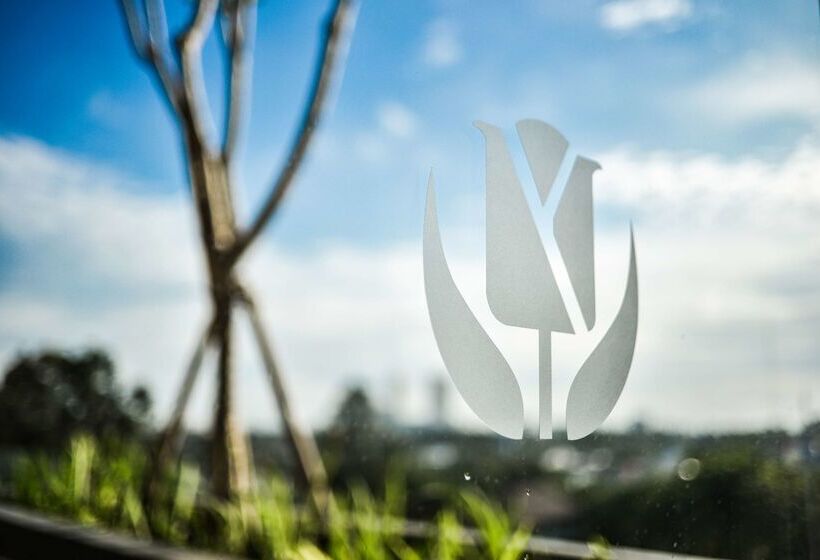 هتل Golden Tulip Essential Tangerang