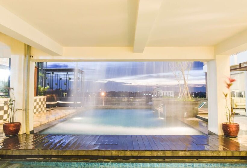 هتل Golden Tulip Essential Tangerang