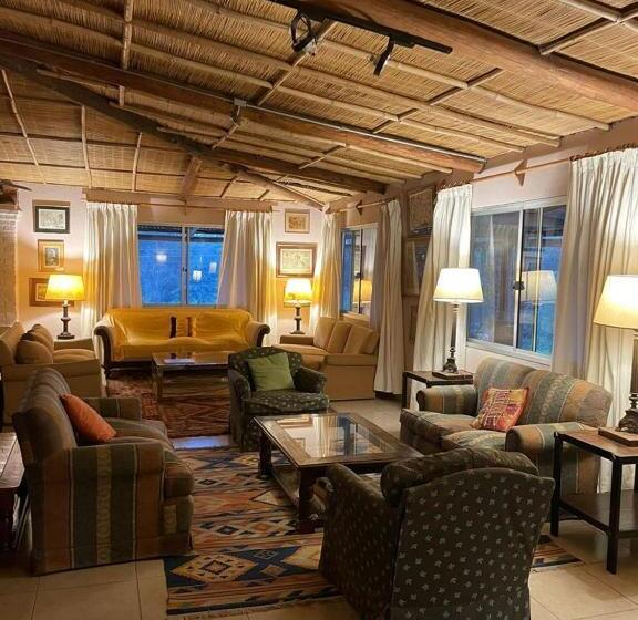 هتل La Castellana