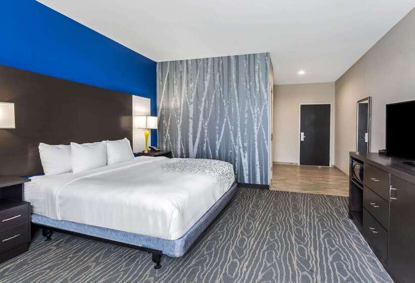 هتل La Quinta By Wyndham Odessa North   Sienna Tower