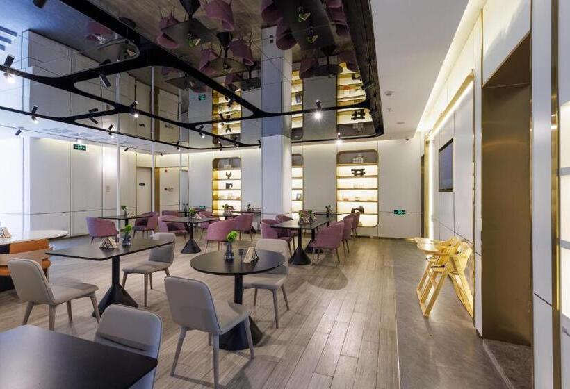 Atour Light Hotel Zhuguang Road Hongqiao National Exhibition And Convention Center