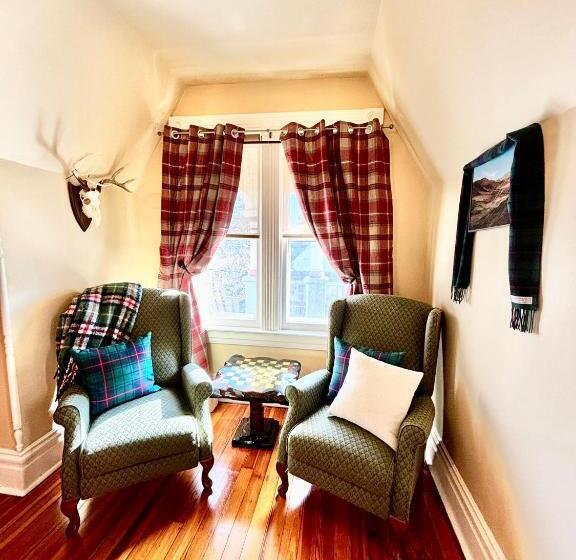 مبيت وإفطار Macfie House