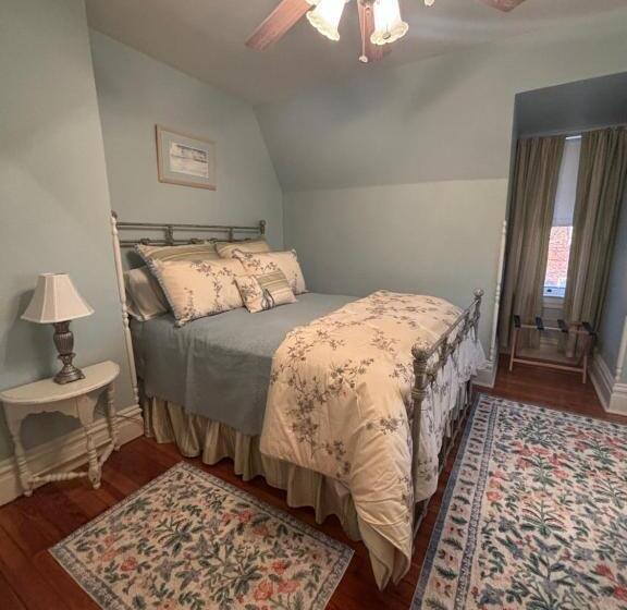 مبيت وإفطار Macfie House