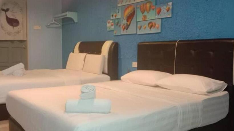 تختخواب و صبحانه May Room Semporna