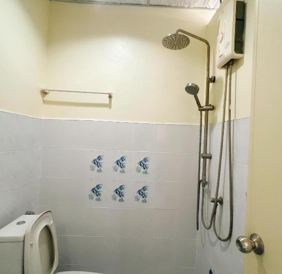 Отель ห้องพักโอบอ้อมอารีย์ Orb Aom Aree