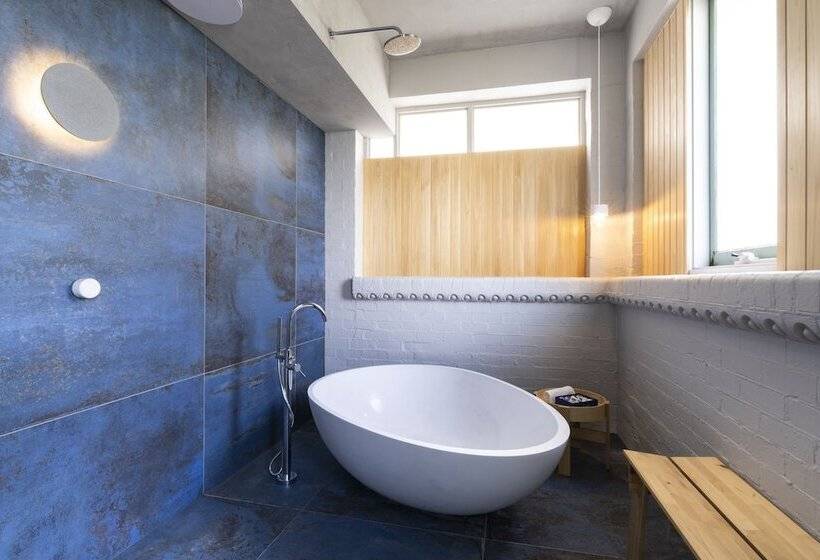 בית מלון כפרי In The Brick Spa And
