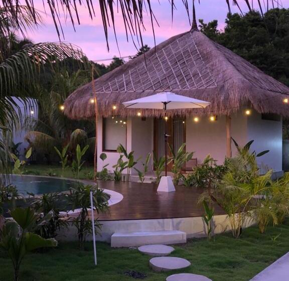 בית מלון כפרי Luana Lombok