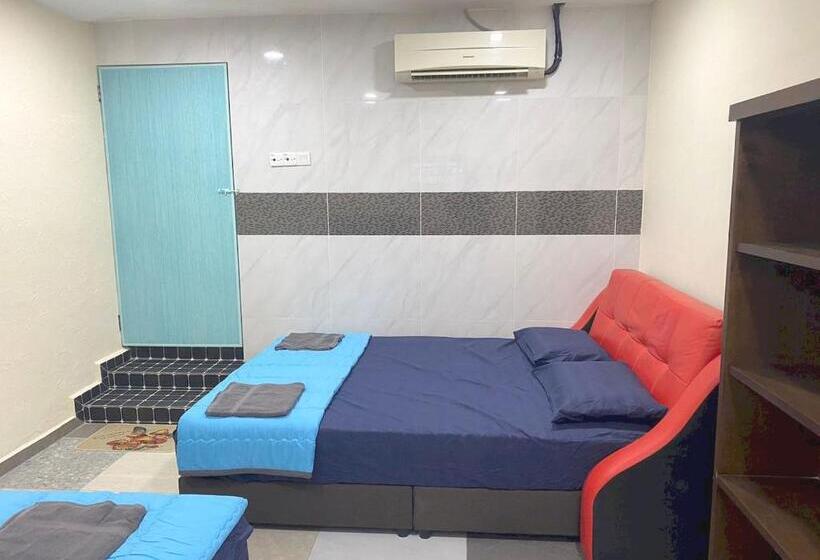 فندق Oyo Home 90904 Ray Yan Guesthouse