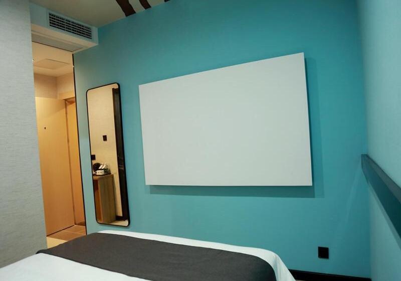 בית מלון כפרי Thank Inn Chain Fuyang Linquan Stadium