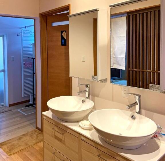 膳宿费 White House Onsen Guesthouse