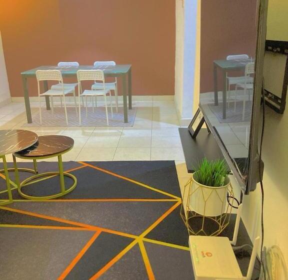 پانسیون Nr Cyberstay 1 Shared Apartment, Non Sharing Bathroom