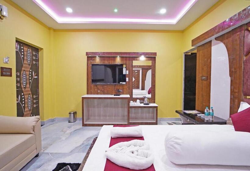 India Beach Resort On Beach