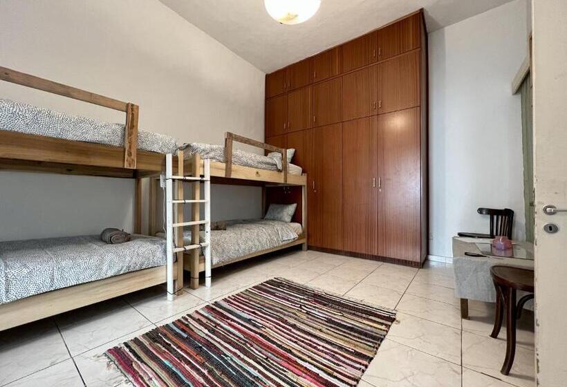 Retro Hostel