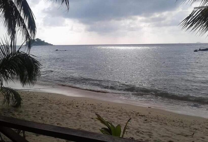 هاستل Ella S Place Salang Tioman