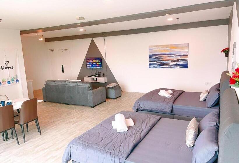 旅馆 X Puteri Square