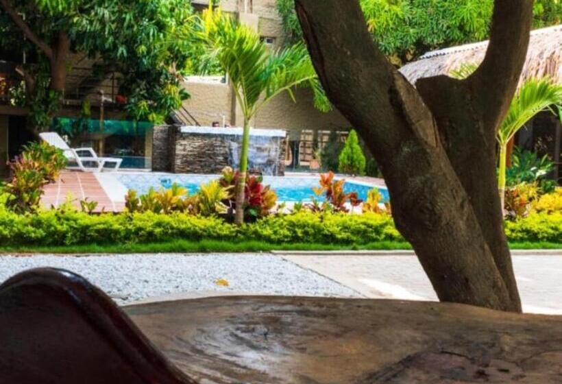 هتل Hostal Los Arhuacos