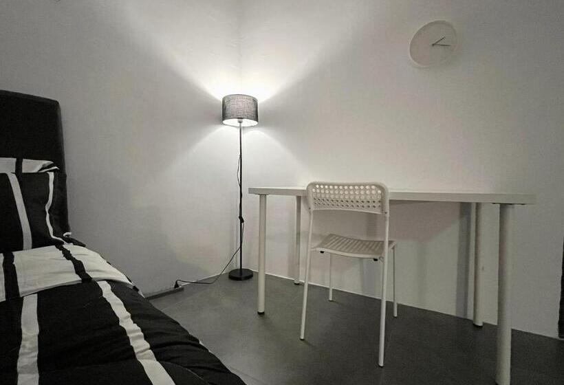 酒店 Immense Studio Empiredamansara/wifi/netflix