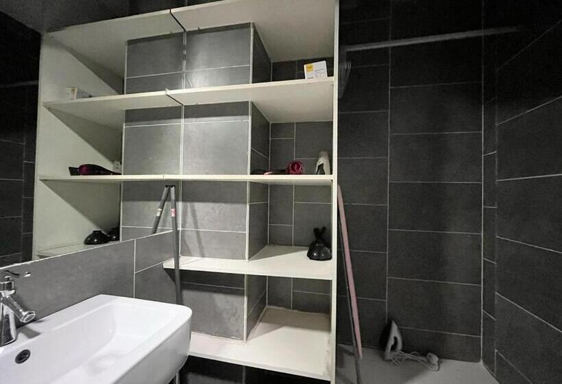 酒店 Immense Studio Empiredamansara/wifi/netflix