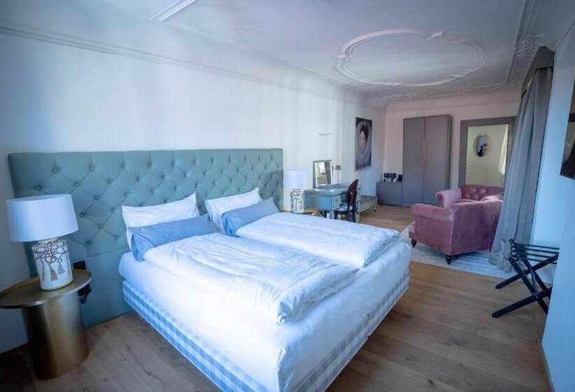 فندق Maxim Suites By Elias Holl