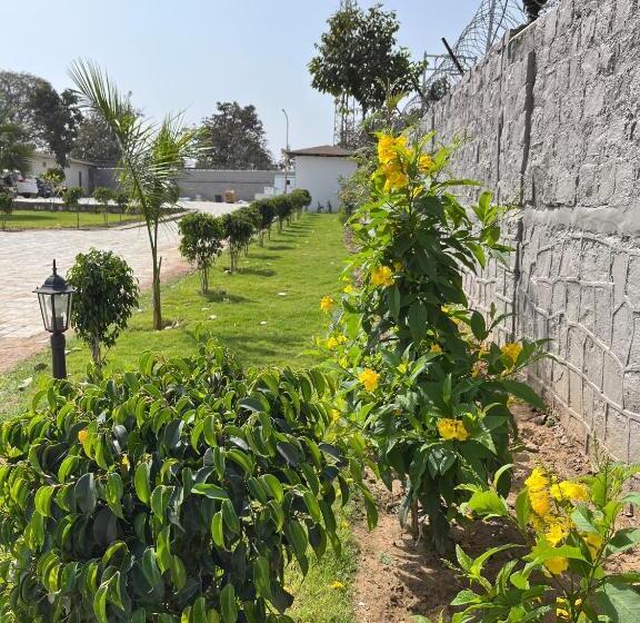 Narwar Lakefront Resort
