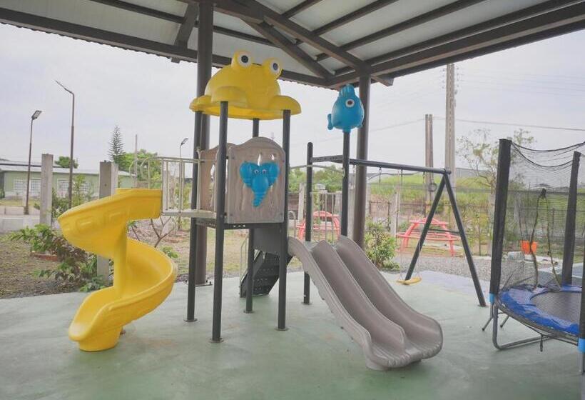 پانسیون 大衛營農莊