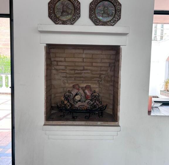 پانسیون Habitacion En Casa Centrica Con Pileta, Terraza, Asador, Cerca De Paseo Historico  Rodex Experiences