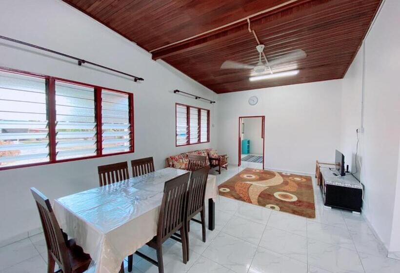 펜션 Roomstay Mok House Unit 2