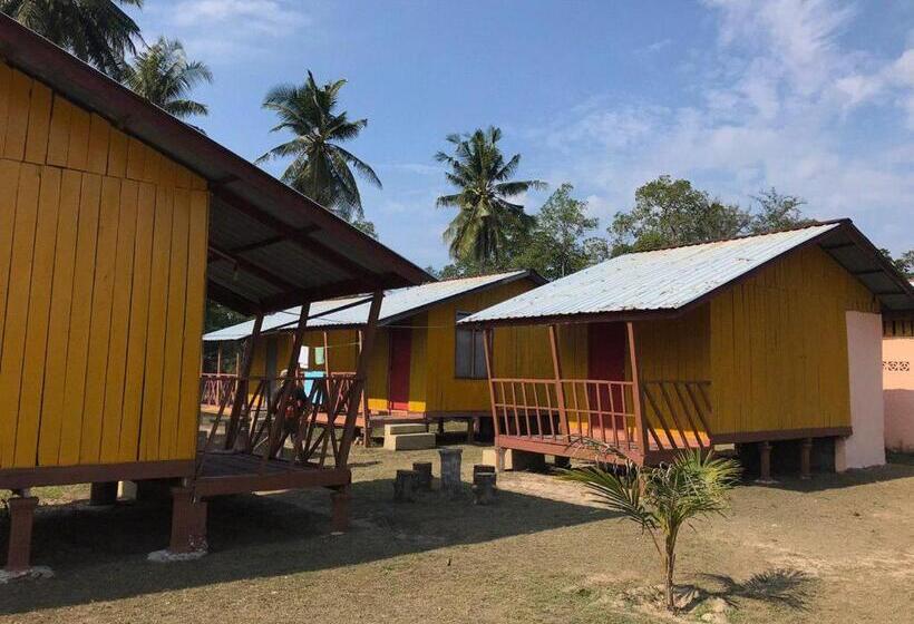 بنسيون Mersing Chalet Teluk Sisek